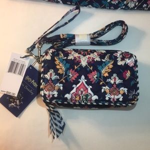 Harry Potter Vera Bradley RFID All in 1 crossbody